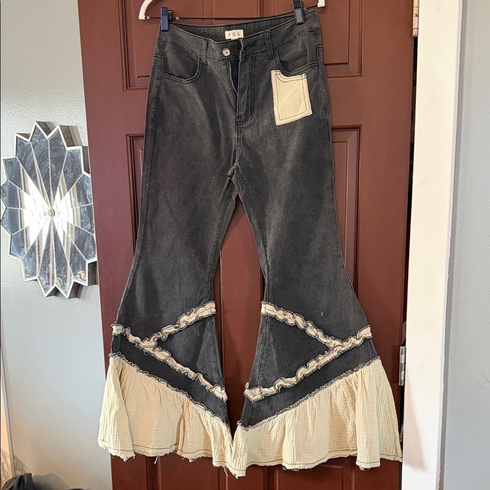 POL Black Wide Leg Flare Jeans with Cream Ruffle Trim - Picture 2 of 5